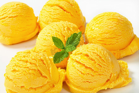 芒果摄影照片_黄色冰淇淋