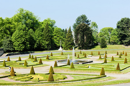 英格兰东北部巴纳德城堡的花园
