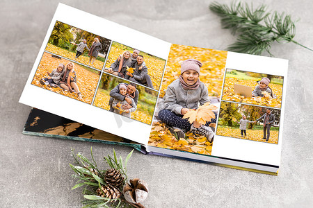 秋季拍摄的家庭相册。