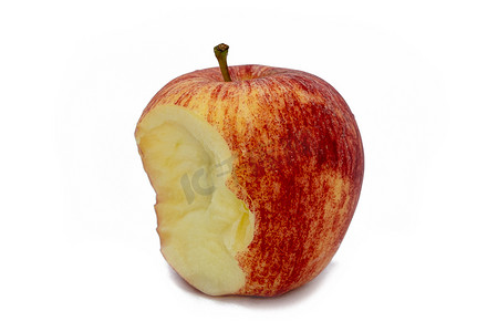 红苹果，缺了一口，在白色背景下被隔离