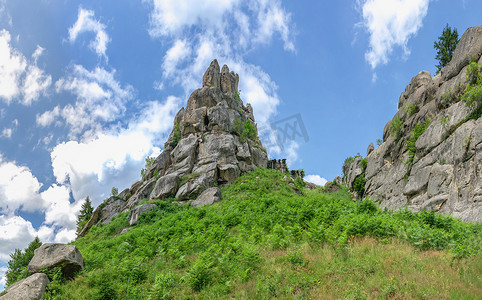 乌克兰图斯坦的岩石群