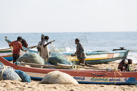 渔夫图片摄影照片_纪录片图片：印度本地治里的渔民