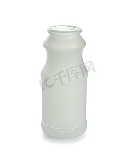 孤立在白色背景上的空塑料瓶
