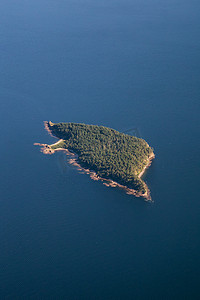 桑特岛摄影照片_桑斯特岛位于温哥华岛附近的乔治亚海峡