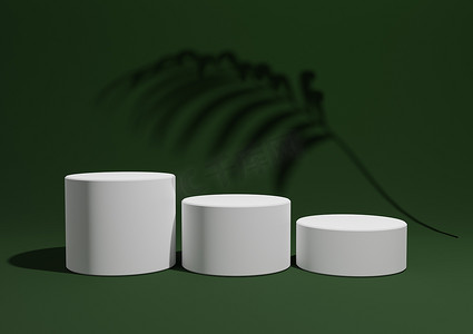 深色、暖绿色、3D 渲染一个简单、最小的产品展示组合背景，在自然产品的背景中有三个讲台或展台和棕榈叶阴影