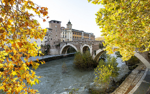 古 Cestio 桥在罗马