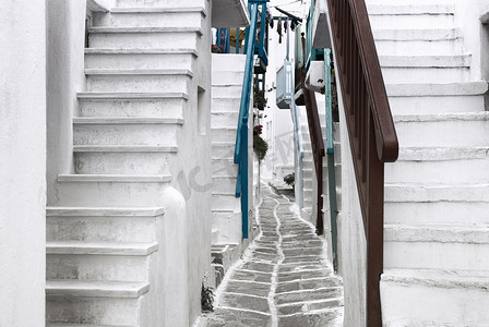 希腊米科诺斯老城美丽的白色街道
