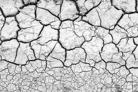 土壤侵蚀摄影照片_干旱导致土壤干燥