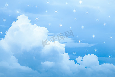 鹰击苍穹摄影照片_蓝云和蓝天与假星光
