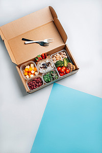 午餐盒中的健康食品，最小的概念食品工作。