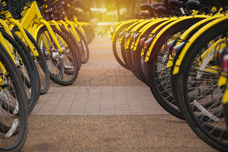 市区出租自行车。