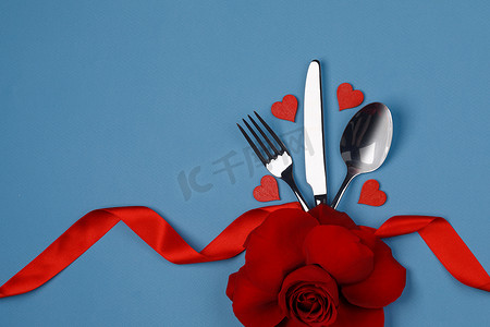 餐具套装玫瑰花和心