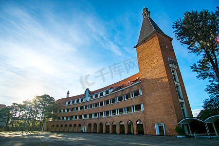 师范大学