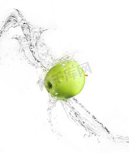 汁水摄影照片_青苹果与水溅，孤立