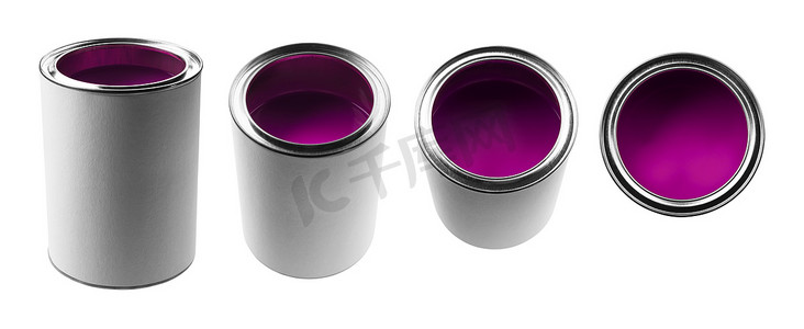 白色背景上不同角度的紫色油漆罐
