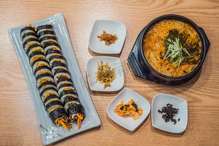 拉面和紫菜包饭全国韩国食品