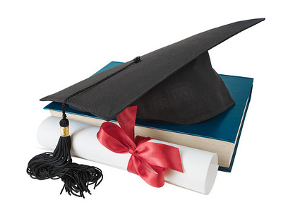 毕业生帽子、书和卷轴