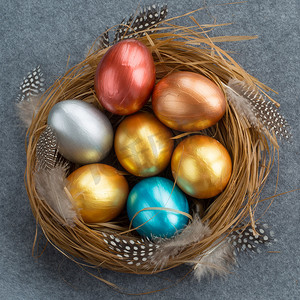 复活节巢用彩蛋