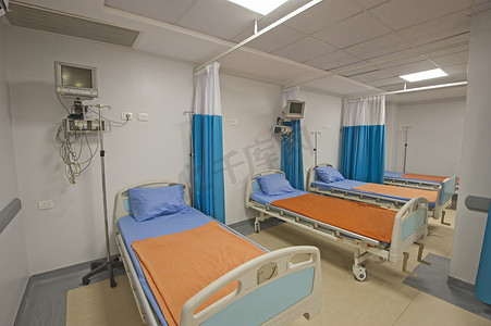 医院病房的床位