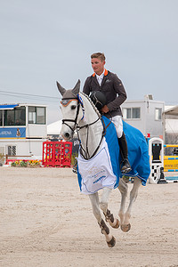 葡萄牙维拉摩拉 — 2016年4月3日：马障碍跳跃比赛