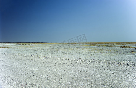 Etosha Pan，纳米比亚埃托沙国家公园的盐湖