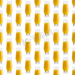 芒果凤梨摄影照片_玻璃杯中的新鲜橙汁、芒果或菠萝在白色背景上重复无缝图案。