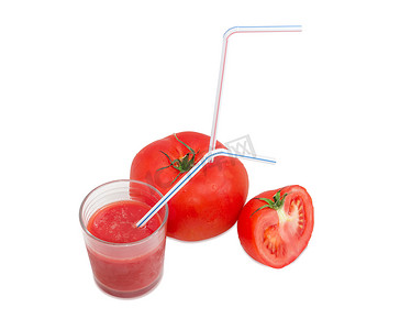 西红柿和西红柿汁用吸管