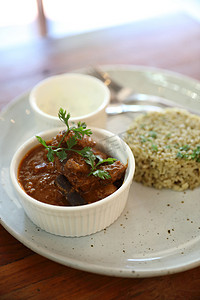 马沙拉咖喱，印度菜配 Biryani 米饭