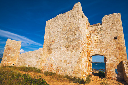 卡斯特利纳城堡，维尔岛，克罗地亚，欧洲的堡垒遗址。