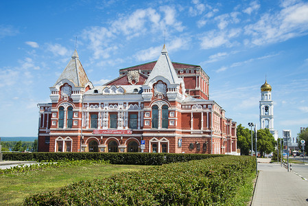 俄罗斯萨马拉的红砖戏剧院以高尔基的名字命名。