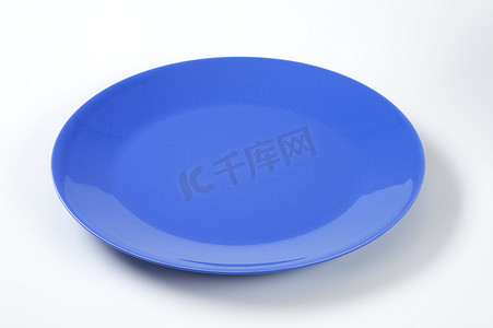 蓝色餐盘