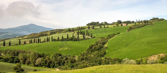 奥尔恰谷，托斯卡纳/意大利 — 5 月 22 日：奥尔恰谷风景