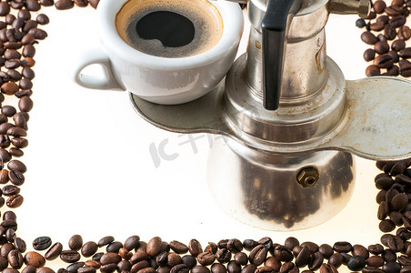 kafe摄影照片_用咖啡豆制作的图片