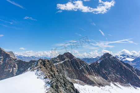 蒂罗尔阿尔卑斯山的高山景观