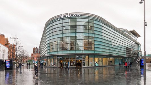 英国利物浦 John Lewis & Partners 品牌百货商店门面。