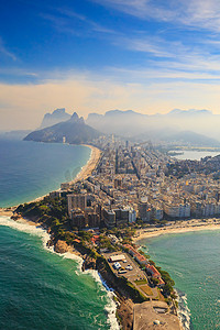 热内摄影照片_巴西里约热内卢的科帕卡巴纳海滩和伊帕内玛海滩
