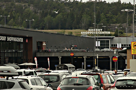 Nordby 购物中心的跨境贸易