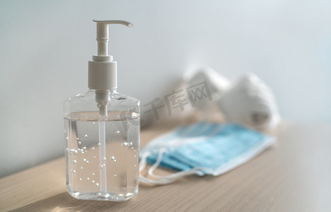 冠状病毒冠状病毒预防旅行外科口罩和用于手部卫生传播保护的洗手液凝胶