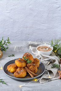 传统葡萄牙圣诞甜点 Sonhos