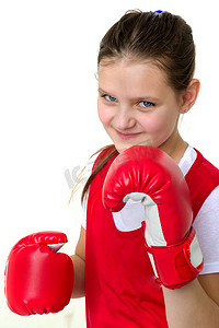 体育拳击手十几岁的女孩，在白色背景的演播室。