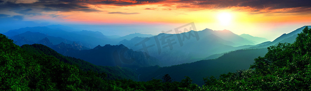 雪岳山国立公园，韩国最好的山。