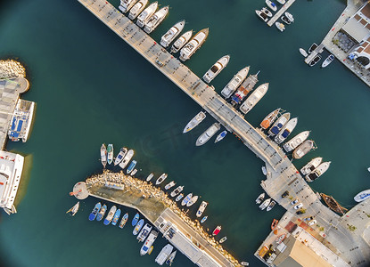塞浦路斯利马索尔码头鸟瞰图