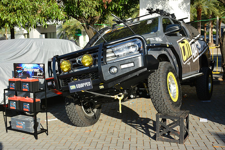 丰田 hilux 在菲尔帕赛的 Bumper to Bumper 车展上亮相