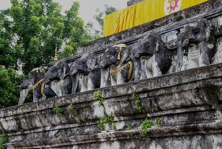 泰国南府 Phra That Chang Kham 寺