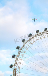 英国地标摄影照片_英国伦敦的伦敦眼摩天轮