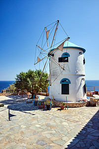 扎金索斯岛传统、历史悠久的石风车