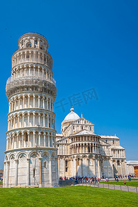 斜塔，意大利比萨市中心的天际线城市景观