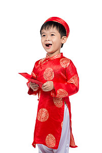 鼠年春节晚会海报摄影照片_越南小男孩拿着红包过春节。