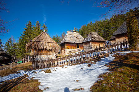正宗的塞尔维亚村庄 Sirogojno，兹拉蒂博尔，塞尔维亚