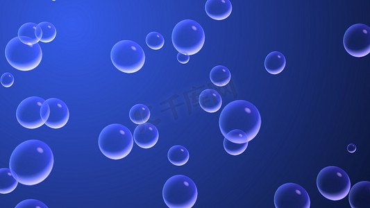 深蓝色海水中的水下气泡